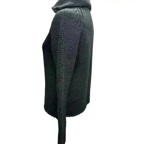 GAP Black Knit Cardigan Wool Blend Snap Closure Sweater Fit is A Size Small - Picture 6 of 16